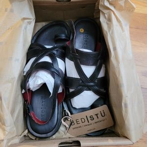 BED|Stü NIB Manati sandals sz9